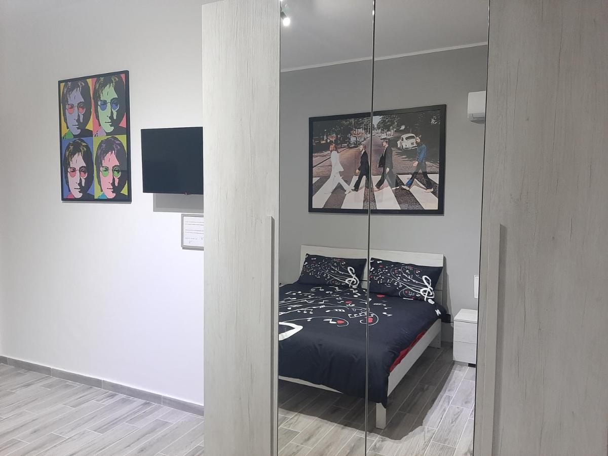 The Home Of Music Stars Catánia Buitenkant foto